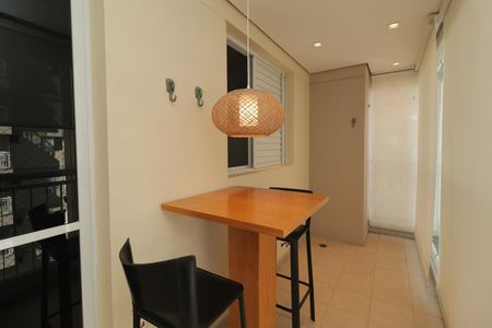 Apartamento para alugar com 94m², 3 quartos e 2 vagasVaranda