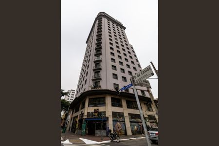 Studio à venda com 39m², 1 quarto e sem vaga Studio à venda com 39m², 1 quarto e sem vagaFachada