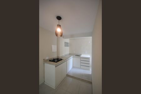 Apartamento para alugar com 35m², 3 quartos e sem vaga Apartamento para alugar com 35m², 3 quartos e sem vagaCozinha e Área de Serviço