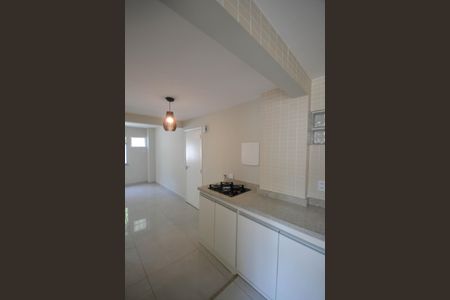 Apartamento para alugar com 35m², 3 quartos e sem vaga Apartamento para alugar com 35m², 3 quartos e sem vagaCozinha e Área de Serviço