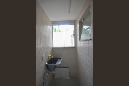 Apartamento para alugar com 35m², 3 quartos e sem vaga Apartamento para alugar com 35m², 3 quartos e sem vagaCozinha e Área de Serviço