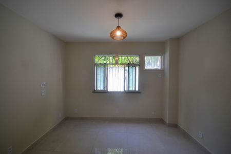 Sala de apartamento para alugar com 3 quartos, 35m² em Centro, Nova Iguaçu