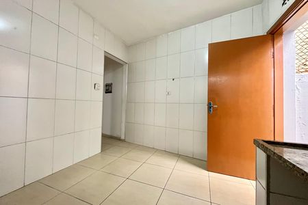 Casa para alugar com 300m², 2 quartos e 1 vaga Casa para alugar com 300m², 2 quartos e 1 vagaCozinha