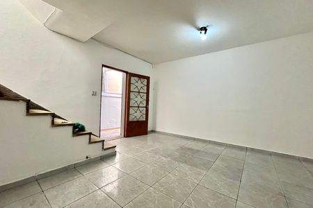 Sala de casa para alugar com 2 quartos, 300m² em Vila Campestre, São Paulo