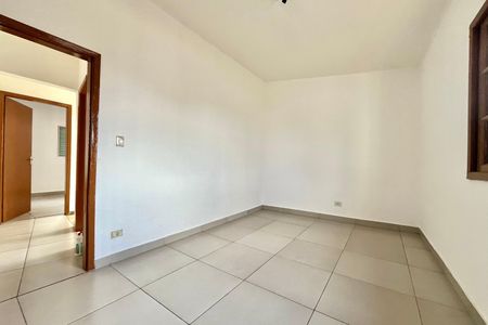 Casa para alugar com 300m², 2 quartos e 1 vaga Casa para alugar com 300m², 2 quartos e 1 vagaQuarto 2