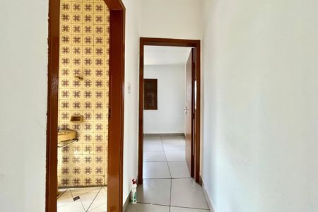 Casa para alugar com 300m², 2 quartos e 1 vaga Casa para alugar com 300m², 2 quartos e 1 vagaCorredor