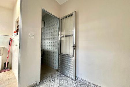 Casa para alugar com 300m², 2 quartos e 1 vaga Casa para alugar com 300m², 2 quartos e 1 vagaQuarto de Serviço