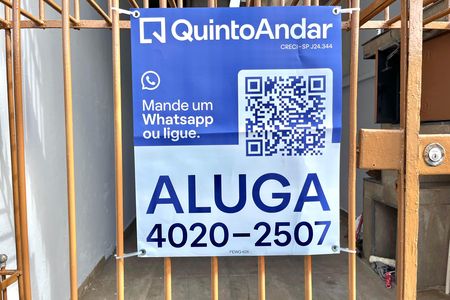 Casa para alugar com 300m², 2 quartos e 1 vaga Casa para alugar com 300m², 2 quartos e 1 vagaPlaquinha instalada