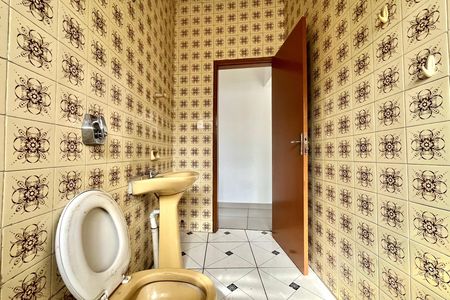 Casa para alugar com 300m², 2 quartos e 1 vaga Casa para alugar com 300m², 2 quartos e 1 vagaBanheiro
