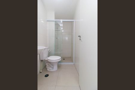 Banheiro de apartamento para alugar com 2 quartos, 34m² em Santo Amaro, São Paulo
