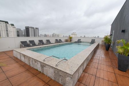 Studio à venda com 30m², 1 quarto e sem vagaÁrea comum - Piscina
