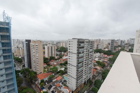 Studio à venda com 30m², 1 quarto e sem vagaVista da piscina