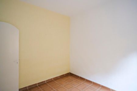 Quarto de casa para alugar com 1 quarto, 30m² em Vila Mussoline, São Bernardo do Campo