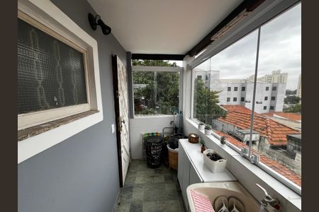 Casa à venda com 250m², 3 quartos e 2 vagasÁrea de Serviço