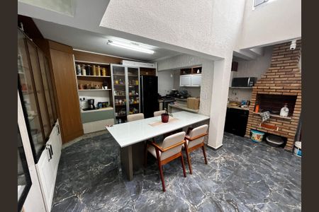 Casa à venda com 250m², 3 quartos e 2 vagasÀrea Gourmet