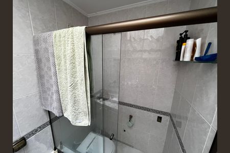 Casa à venda com 250m², 3 quartos e 2 vagasBanheiro da Suíte 1