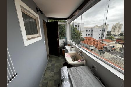 Casa à venda com 250m², 3 quartos e 2 vagasÁrea de Serviço