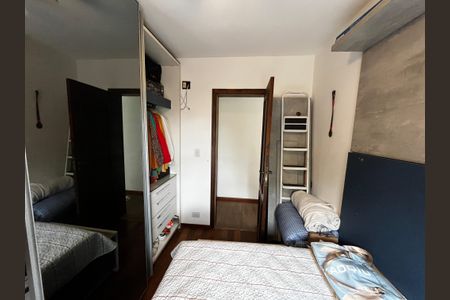 Casa à venda com 250m², 3 quartos e 2 vagasSuíte 2