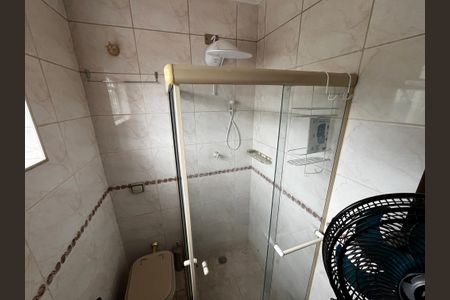 Casa à venda com 250m², 3 quartos e 2 vagasBanheiro da Suíte 2