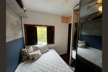 Casa à venda com 250m², 3 quartos e 2 vagasSuíte 2