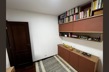 Casa à venda com 250m², 3 quartos e 2 vagasSuíte 3