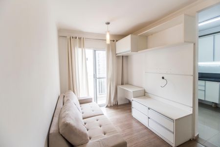 Sala  de apartamento para alugar com 1 quarto, 59m² em Jardim Tupanci, Barueri