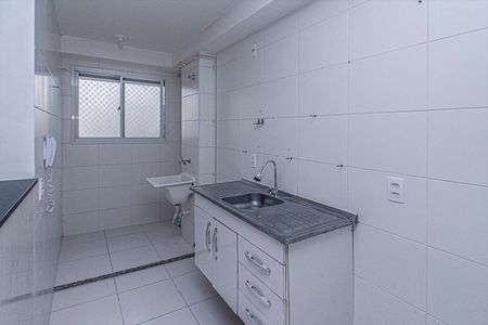 Apartamento para alugar com 43m², 2 quartos e sem vaga Apartamento para alugar com 43m², 2 quartos e sem vagaCozinha e Área de Serviço