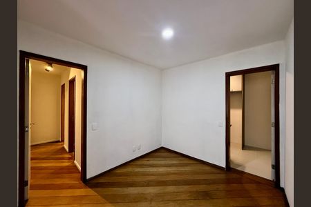 Sala  de apartamento para alugar com 2 quartos, 80m² em Brooklin Paulista, São Paulo