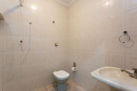 Casa para alugar com 120m², 2 quartos e 4 vagasBanheiro 1 