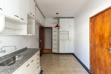 Apartamento à venda com 170m², 3 quartos e 1 vagaCozinha