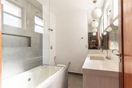 Apartamento à venda com 170m², 3 quartos e 1 vagaBanheiro Social