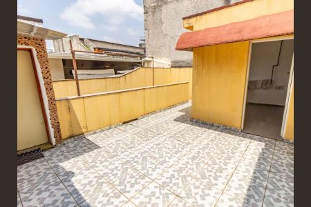Casa à venda com 140m², 3 quartos e sem vaga Casa à venda com 140m², 3 quartos e sem vagaQuintal
