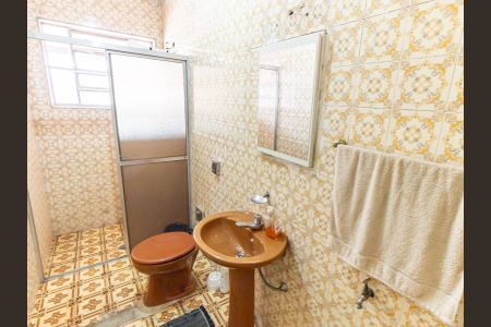 Casa à venda com 140m², 3 quartos e sem vaga Casa à venda com 140m², 3 quartos e sem vagaBanheiro 1