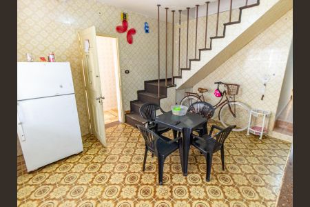 Casa à venda com 140m², 3 quartos e sem vaga Casa à venda com 140m², 3 quartos e sem vagaCozinha