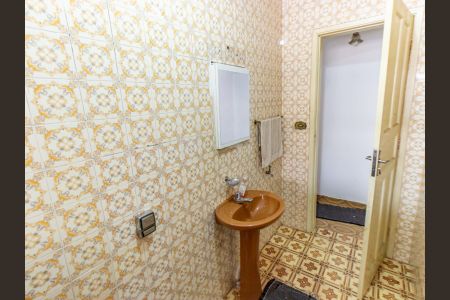 Casa à venda com 140m², 3 quartos e sem vaga Casa à venda com 140m², 3 quartos e sem vagaBanheiro 1