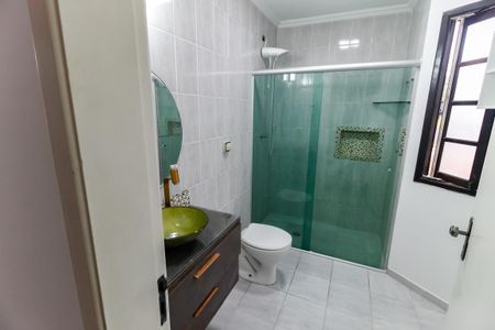 Casa de condomínio à venda com 125m², 3 quartos e 3 vagas Casa de condomínio à venda com 125m², 3 quartos e 3 vagasBanheiro da Suíte