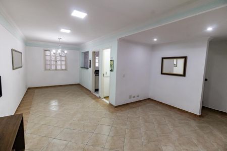 Sala de casa de condomínio à venda com 3 quartos, 125m² em Parque Assunção, Taboão da Serra