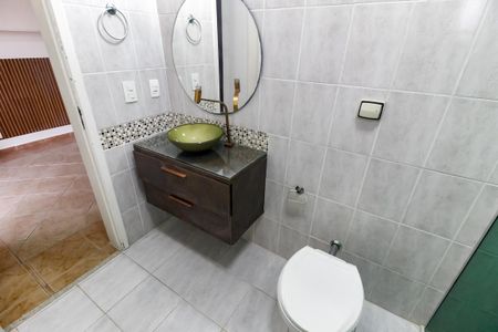 Casa de condomínio à venda com 125m², 3 quartos e 3 vagas Casa de condomínio à venda com 125m², 3 quartos e 3 vagasBanheiro da Suíte