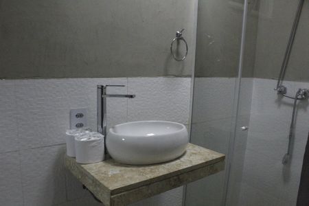 Apartamento à venda com 70m², 2 quartos e sem vagaBanheiro social