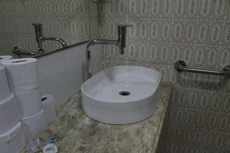Apartamento à venda com 70m², 2 quartos e sem vagaBanheiro social 2