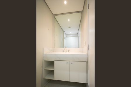 Studio para alugar com 35m², 1 quarto e 1 vaga Studio para alugar com 35m², 1 quarto e 1 vagaBanheiro social