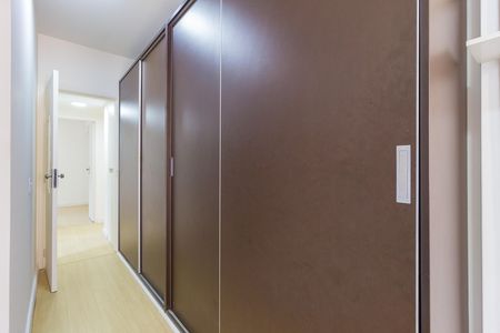 Apartamento à venda com 72m², 3 quartos e 2 vagas Apartamento à venda com 72m², 3 quartos e 2 vagasSuíte