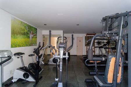 Apartamento à venda com 72m², 3 quartos e 2 vagas Apartamento à venda com 72m², 3 quartos e 2 vagasAcademia