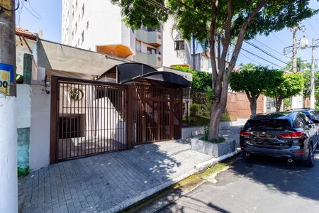 Apartamento à venda com 72m², 3 quartos e 2 vagas Apartamento à venda com 72m², 3 quartos e 2 vagasFachada