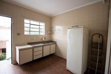 Casa à venda com 115m², 4 quartos e 2 vagasCozinha