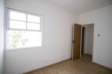 Casa à venda com 115m², 4 quartos e 2 vagas Quarto 3