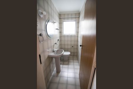 Casa à venda com 115m², 4 quartos e 2 vagasBanheiro