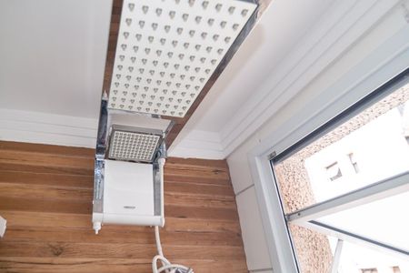 Apartamento à venda com 35m², 2 quartos e sem vaga Apartamento à venda com 35m², 2 quartos e sem vagaBanheiro Social