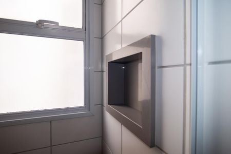 Apartamento à venda com 35m², 2 quartos e sem vaga Apartamento à venda com 35m², 2 quartos e sem vagaBanheiro Social