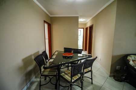 Sala de apartamento para alugar com 3 quartos, 100m² em Guilhermina, Praia Grande
